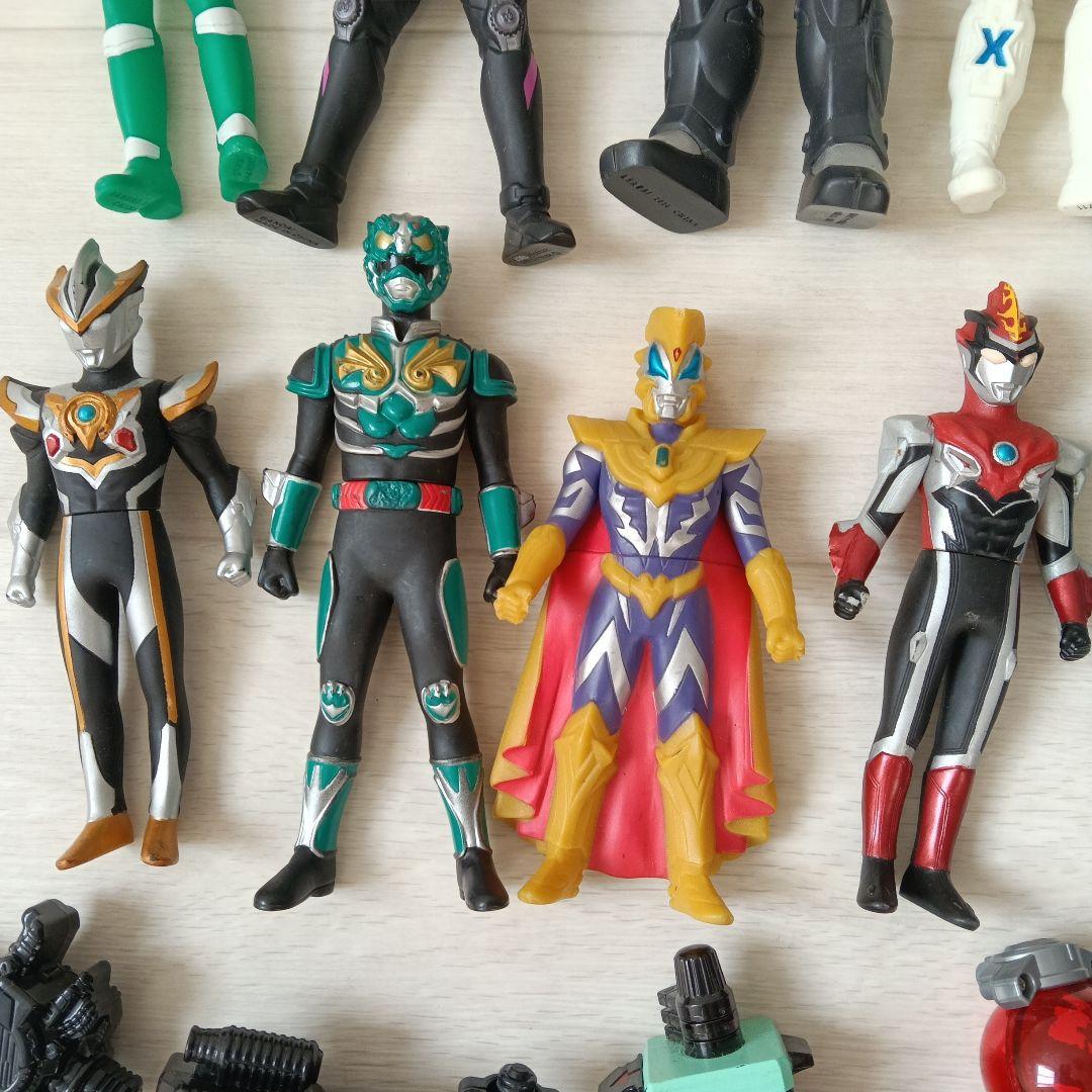 特撮ヒーローおもちゃ どっさり詰め合わせセット ウルトラマン・仮面ライダー他