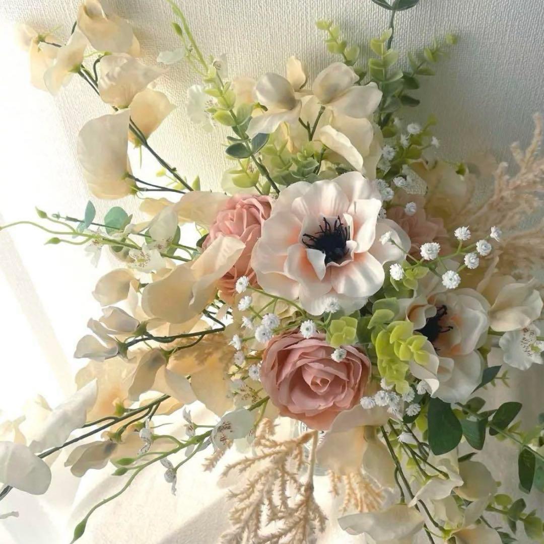 アネモネのブーケとブートニア　ウェディング　ブライダル　ベージュ　ピンク