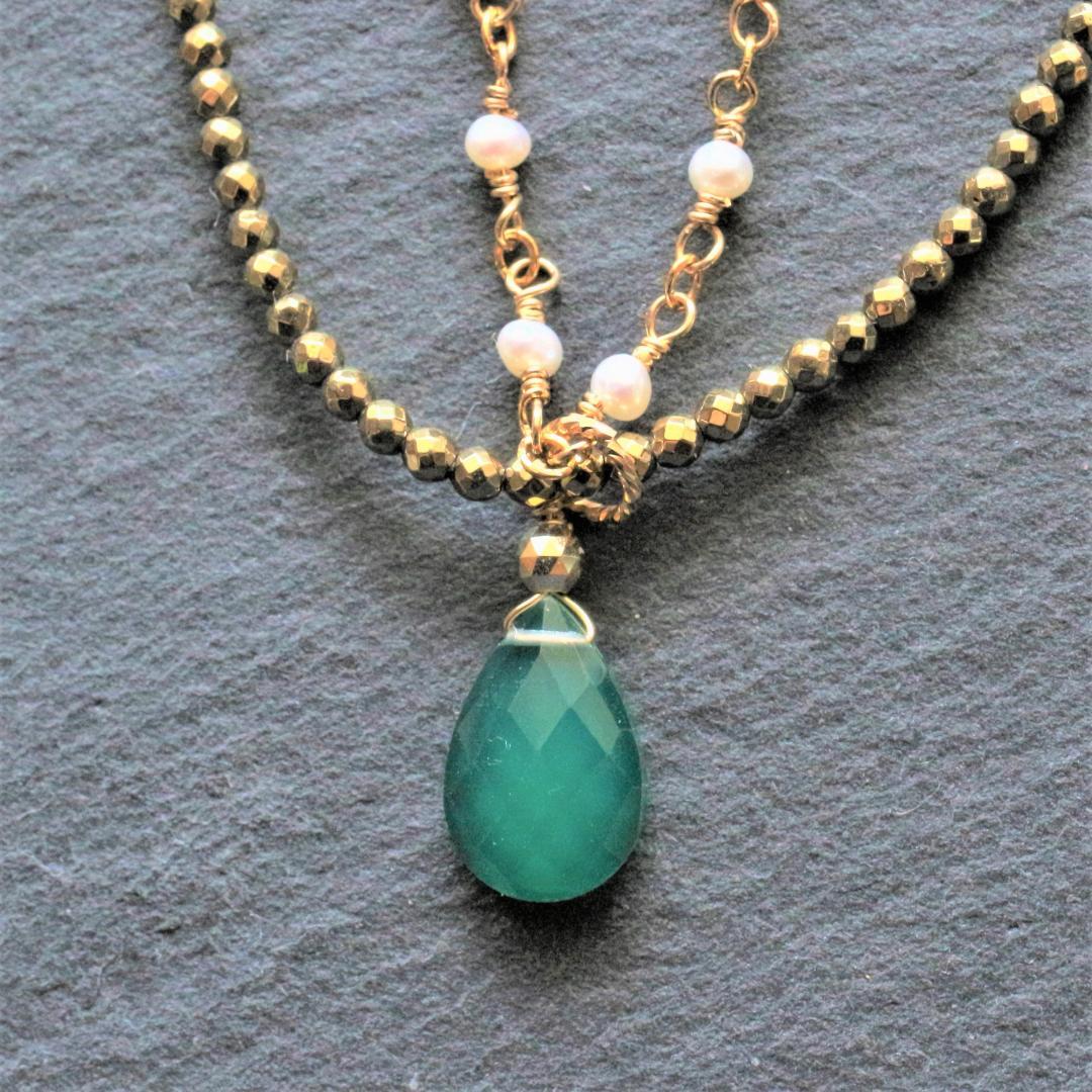 グリーンオニキスダブレットと極小淡水パールポテトの6通りネックレス