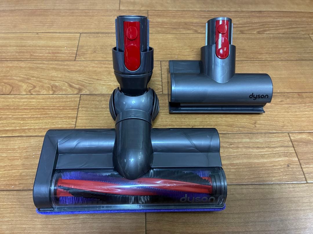 【美品】ダイソン dyson V7 slim 作動良好　洗浄除菌済み