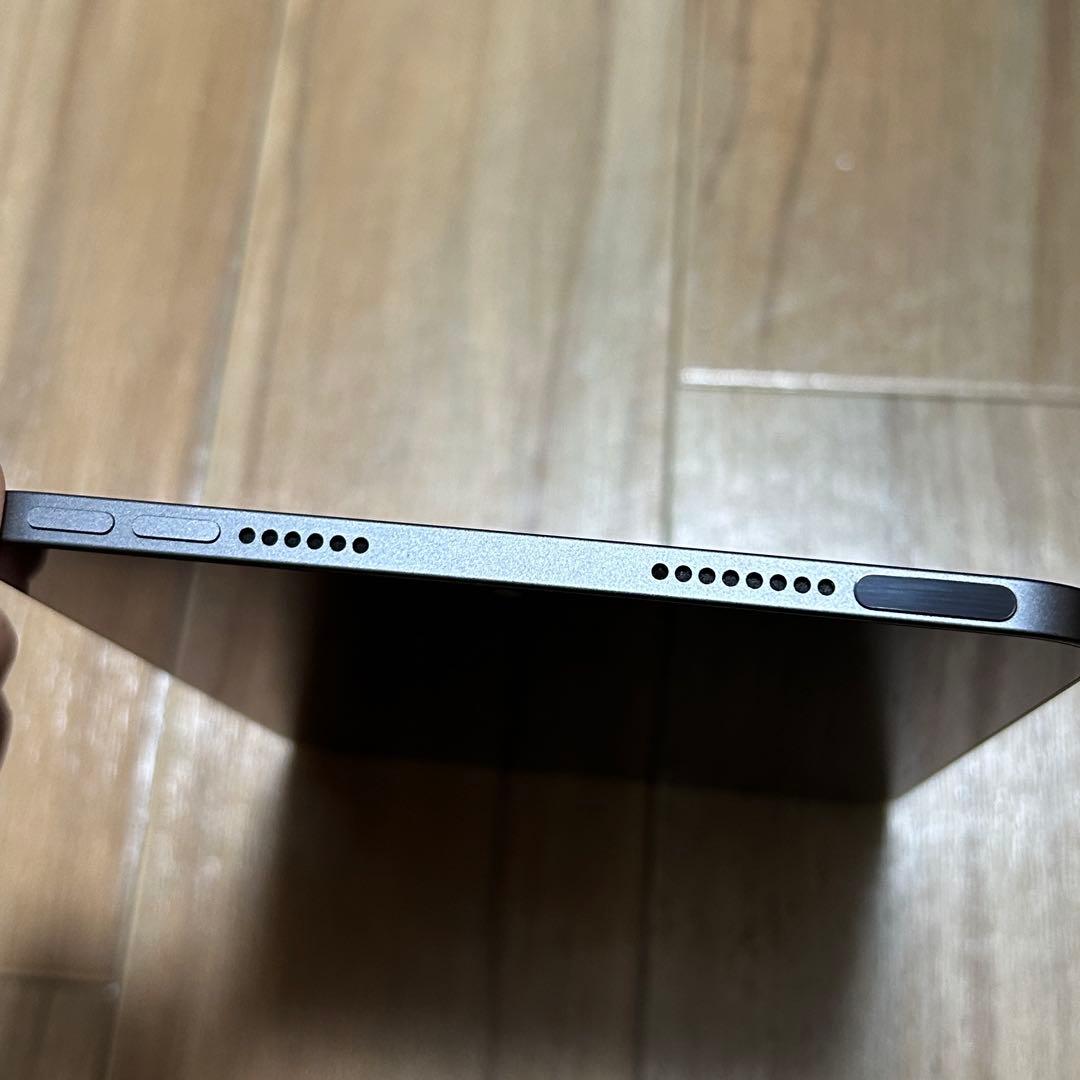 iPad mini 第6世代 64GB Wi-Fi ESRのケース付き