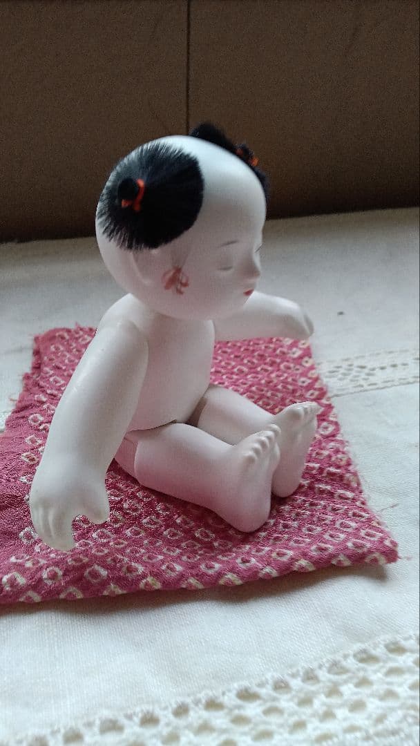 味岡人形　味岡映水　小さな二つ折り人形　裸人形　袖人形　豆市松　御所人形