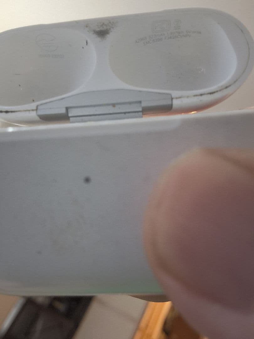 AirPods　Pro 第2世代 本体 充電ケース付き