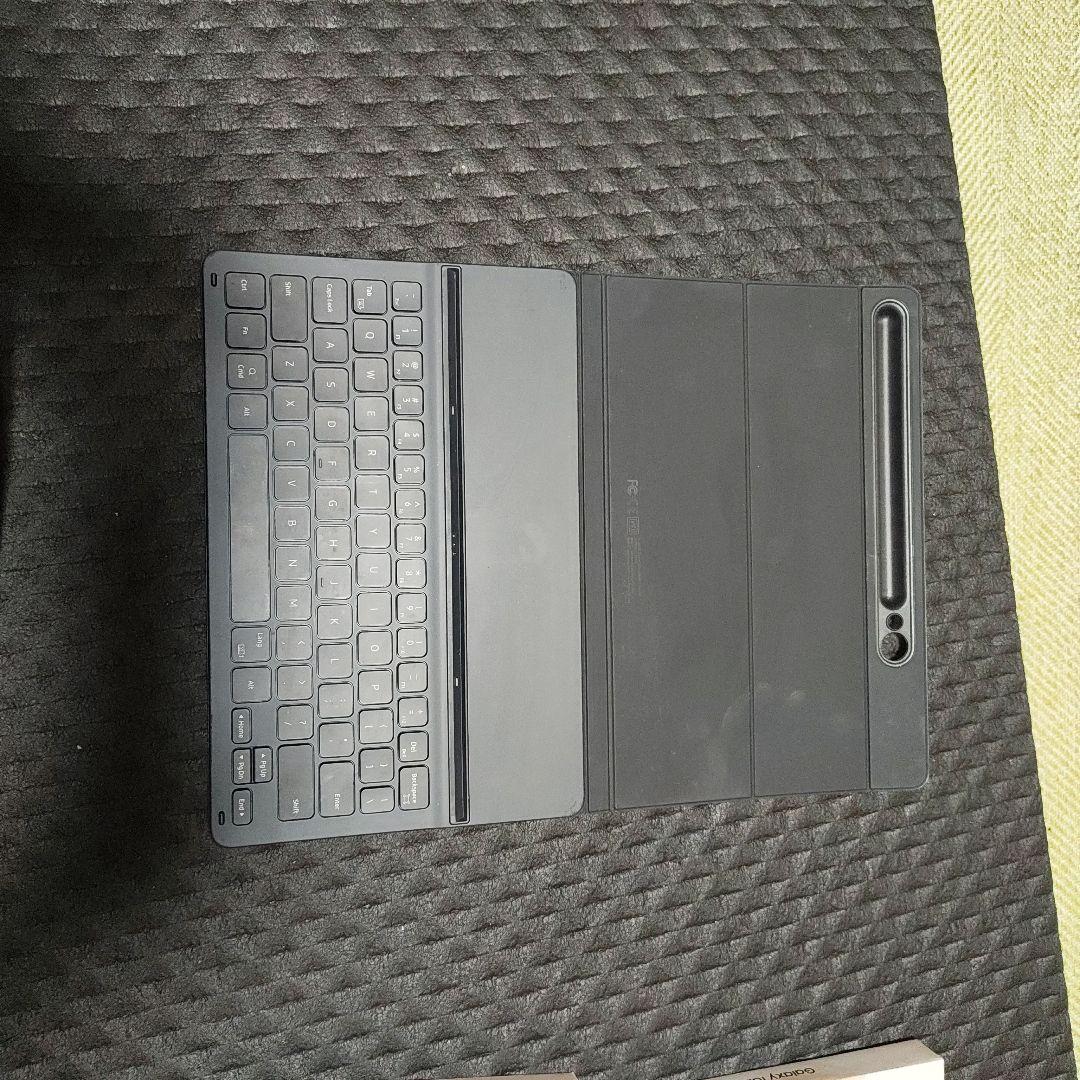 （傷あり）Galaxy Tab S9 FE 128GB本体と専用キーボード