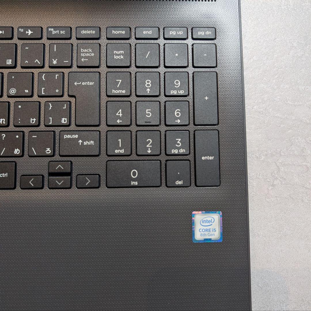 美品 HP 15.6型 i5 第8世代 8G SSD256G DVD Win11