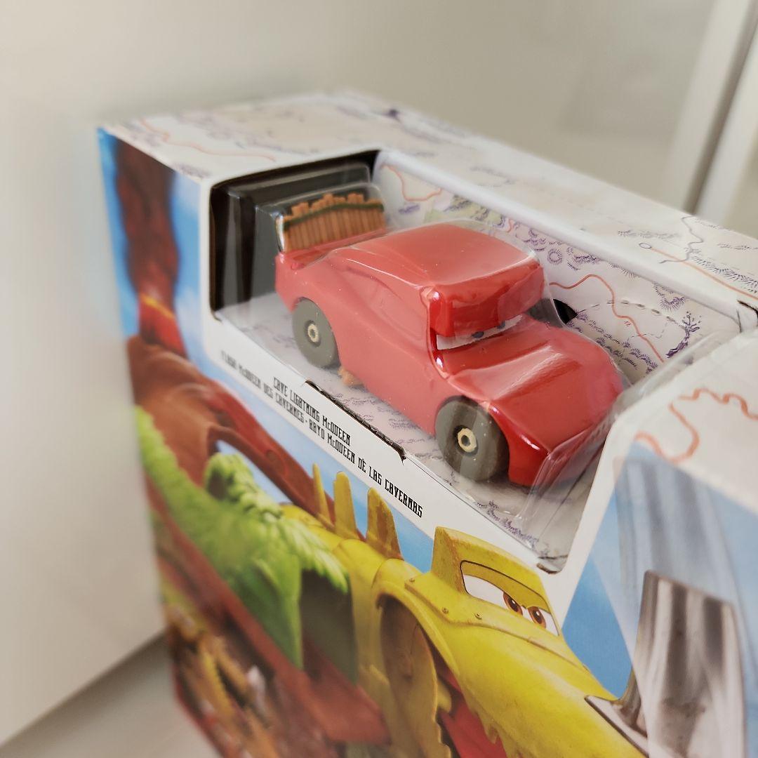 ディズニー カーズ マテル マックイーン おもちゃ 恐竜 プレイセット ミニカー