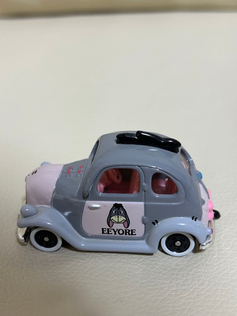トミカ 東京ディズニーリゾート イーヨーのクラシックカー