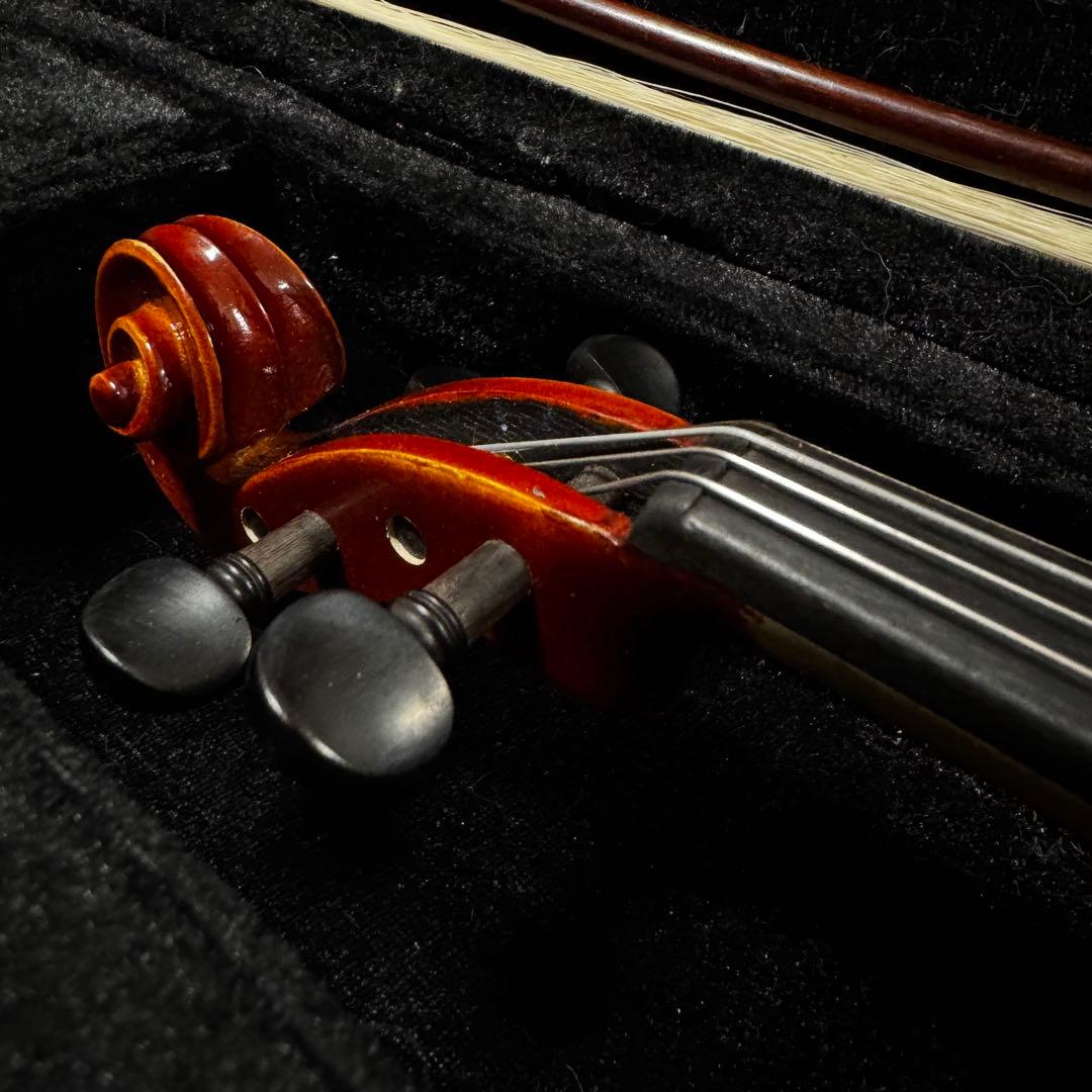 スズキ バイオリン　1/8 分数バイオリン　弓・ケース付き