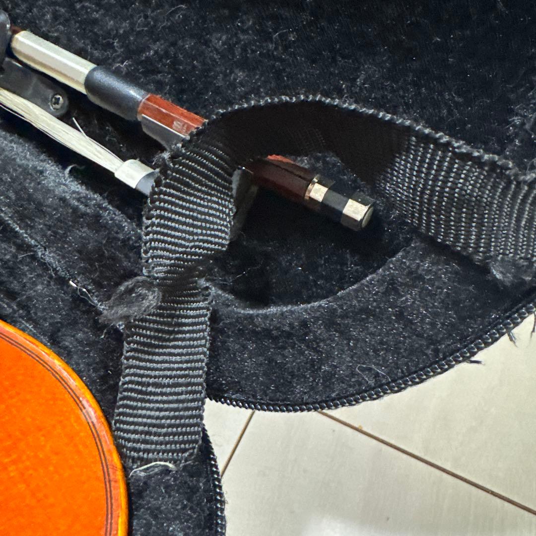 スズキ バイオリン　1/8 分数バイオリン　弓・ケース付き