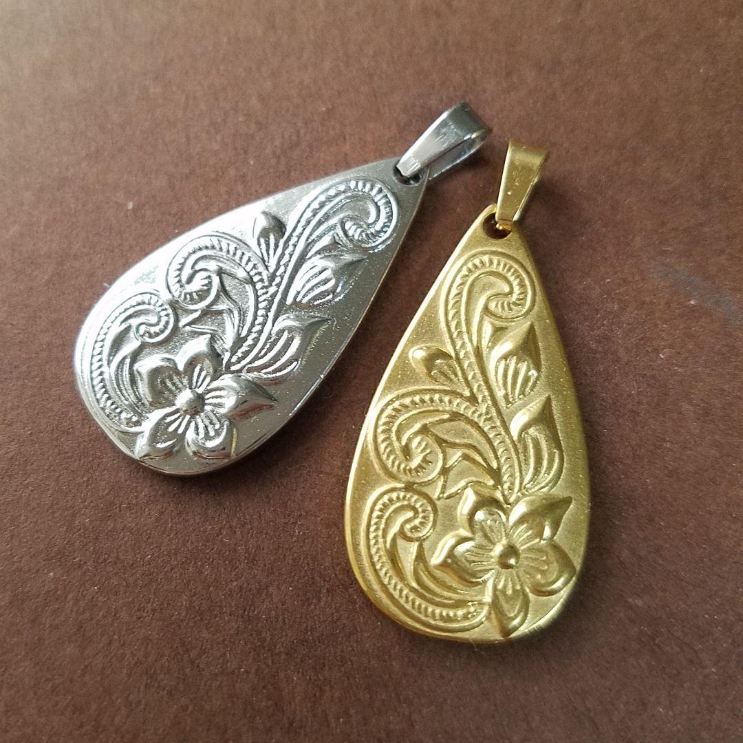 ステンレスチャーム◆ボタニカルフラワーシルバー