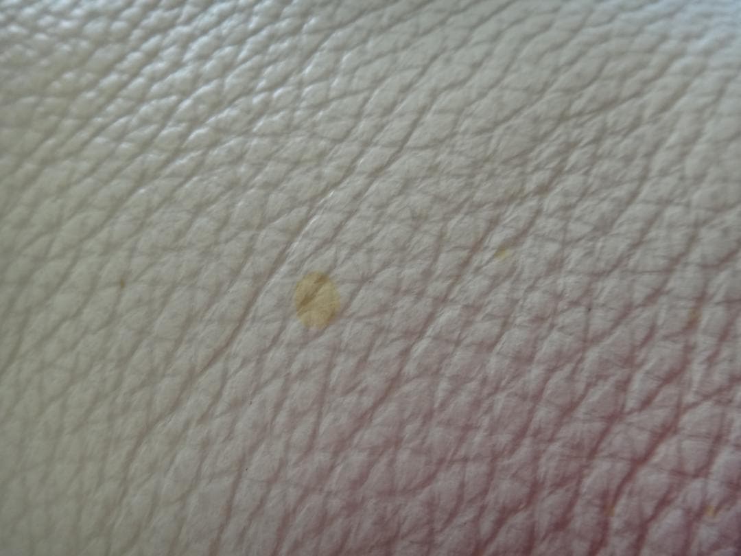 大塚家具 IDC L/S COMFORT 11 革張り 2人掛け 白ソファ