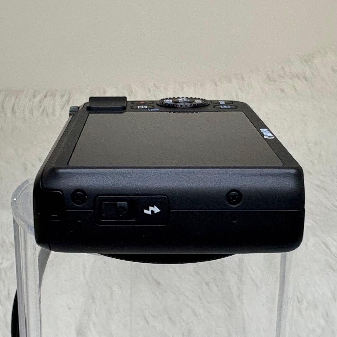 美品　Canon PowerShot S200 PC2033 充電器　動作品