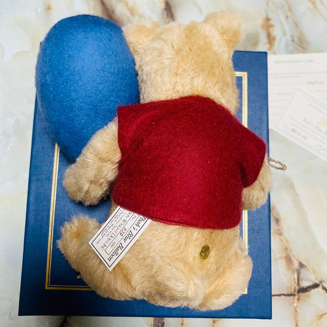 ぬいぐるみ R. John Wright Dolls Pooh's Blue Balloon