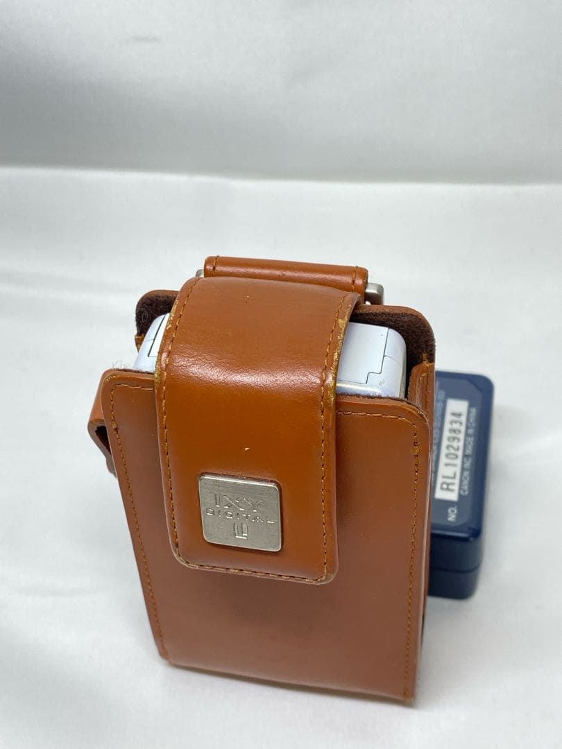 【ケース付】Canon IXY PC1060 コンデジ　ホワイト