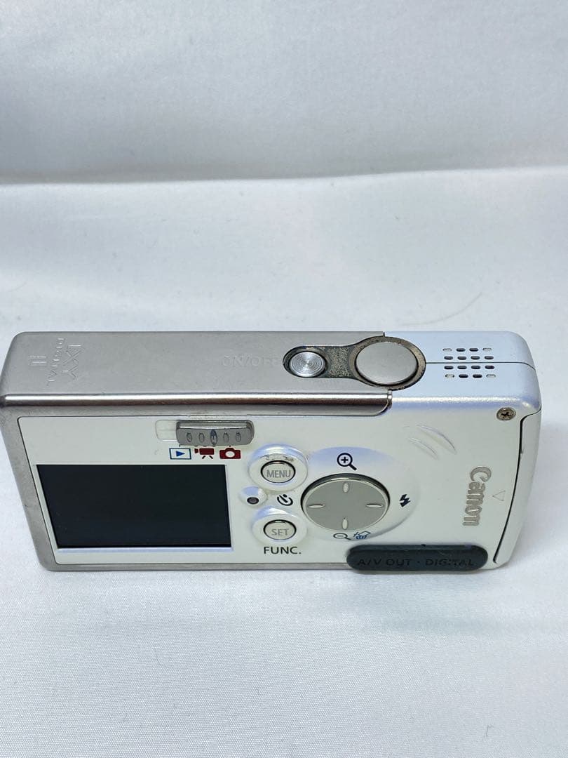【ケース付】Canon IXY PC1060 コンデジ　ホワイト