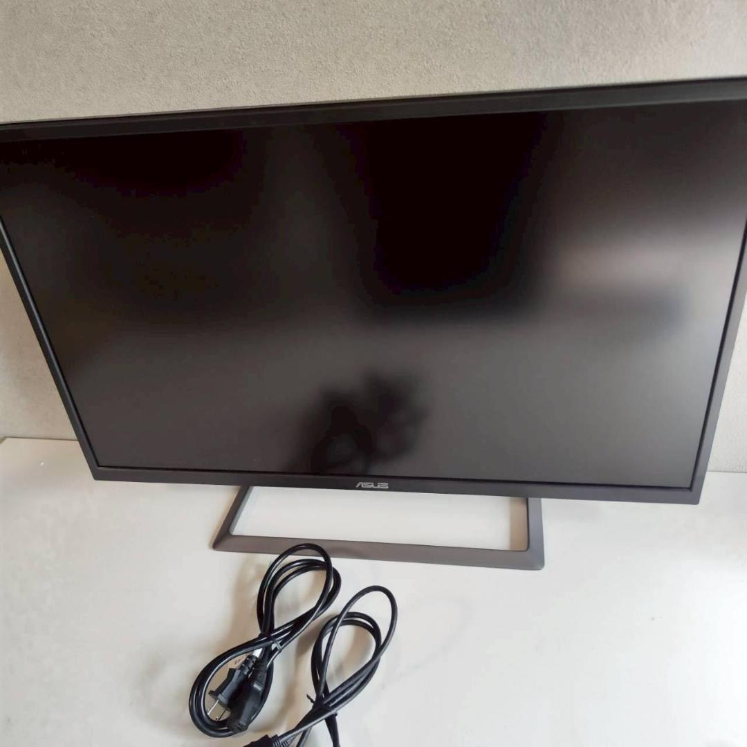 ASUS 31.5インチ 4K ディスプレイ VA32UQ