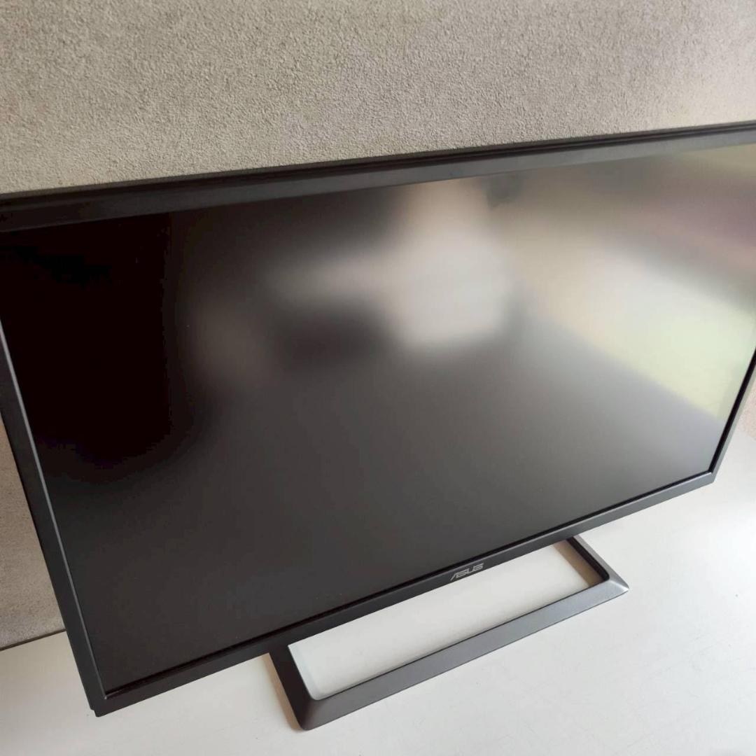 ASUS 31.5インチ 4K ディスプレイ VA32UQ