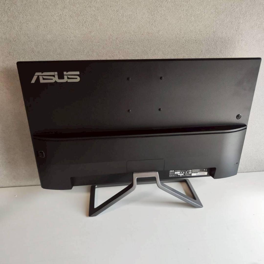 ASUS 31.5インチ 4K ディスプレイ VA32UQ