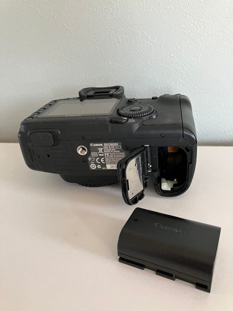 デジタルカメラ Canon EOS 5D Mark II EF 24-105 L IS USM