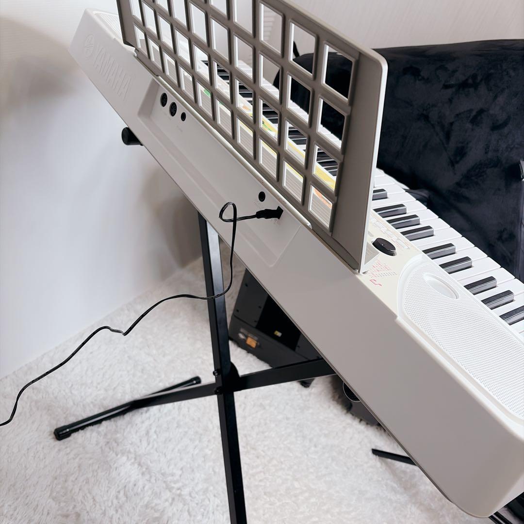 ヤマハ 電子キーボード 譜面台 スタンド付　キーボード 光る鍵盤 EZ-J15