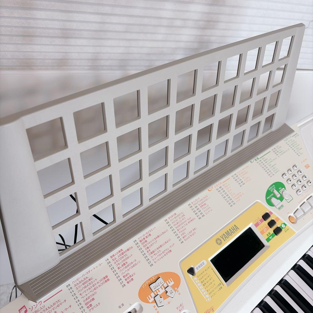 ヤマハ 電子キーボード 譜面台 スタンド付　キーボード 光る鍵盤 EZ-J15