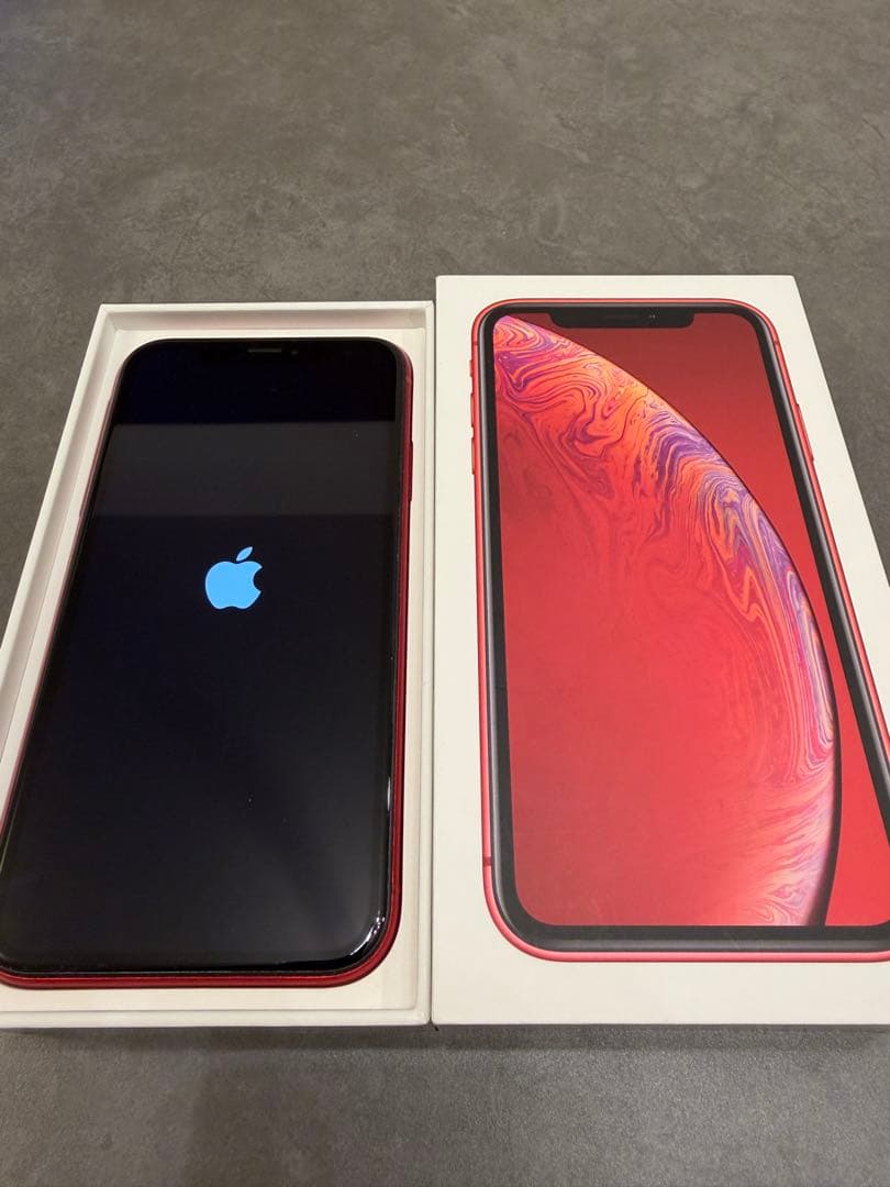 Apple iPhone XR (Product Red) 本体