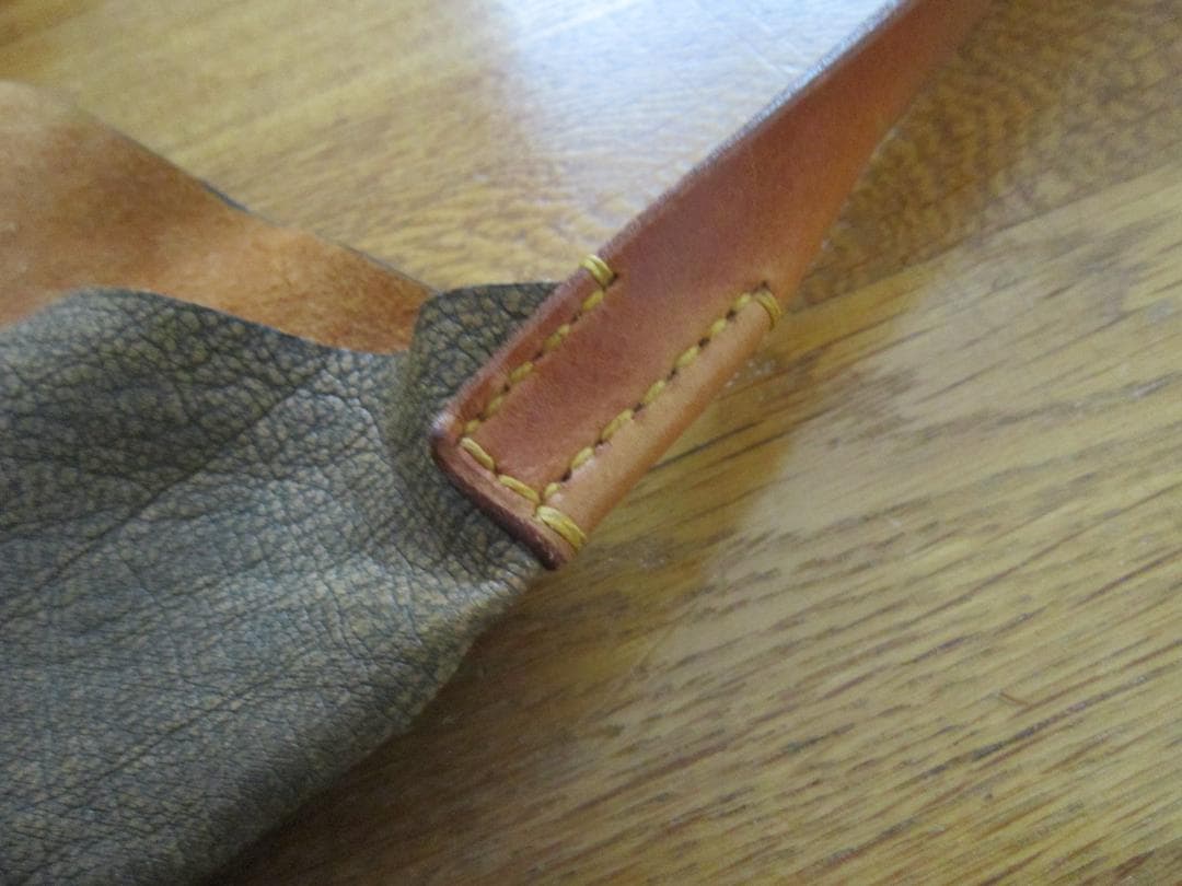 アンリークイール　⑧　手提げバッグ　ショルダーバッグ　鞄　バッグ