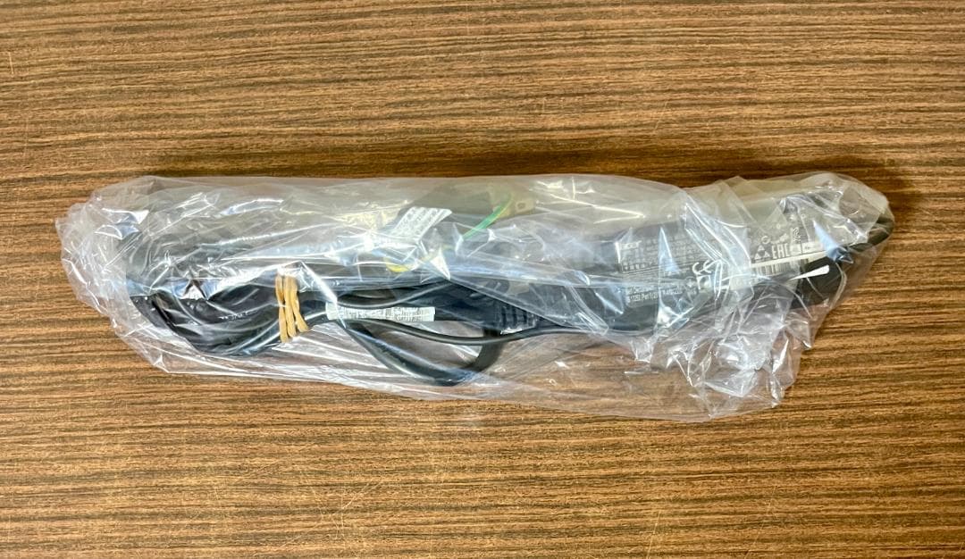 新しいSSD、Acer Aspire ES1-131、8GB 256GB SSD