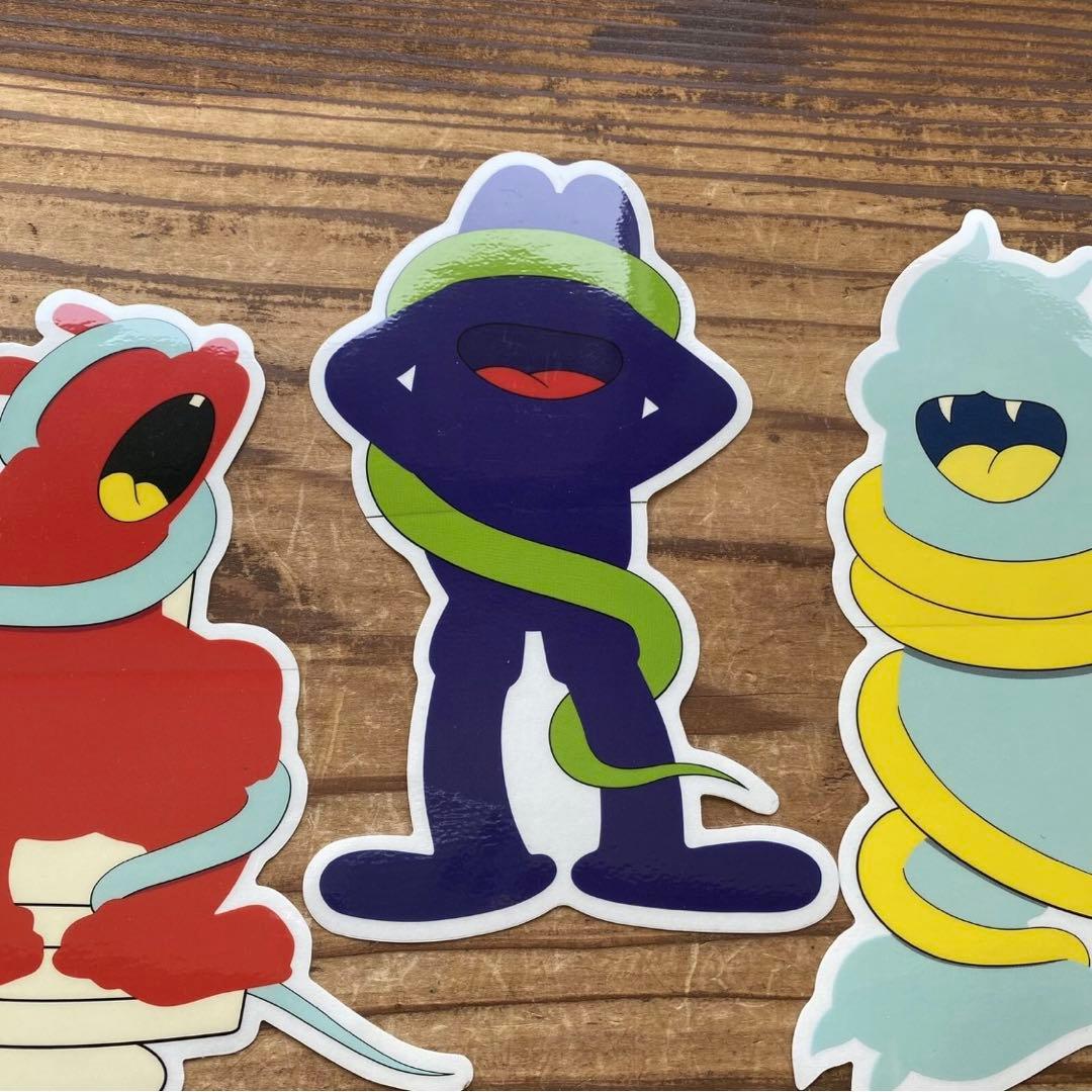 KAWS OriginalFake オリジナルフェイク ステッカー 4枚セット