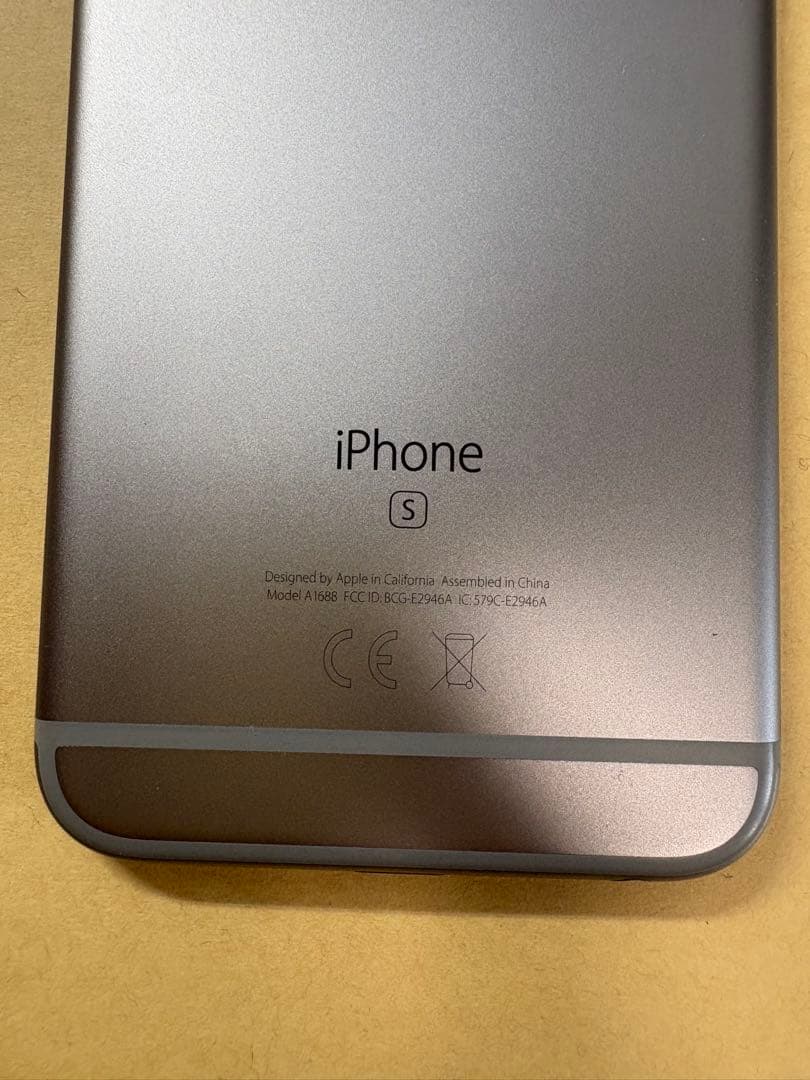 未使用近いBT95%SIMフリーiPhone 6s 32GB スペースグレイ