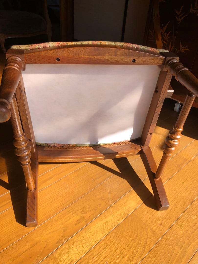 ❷ コスガ製 アンティークチェア＆オットマンセット