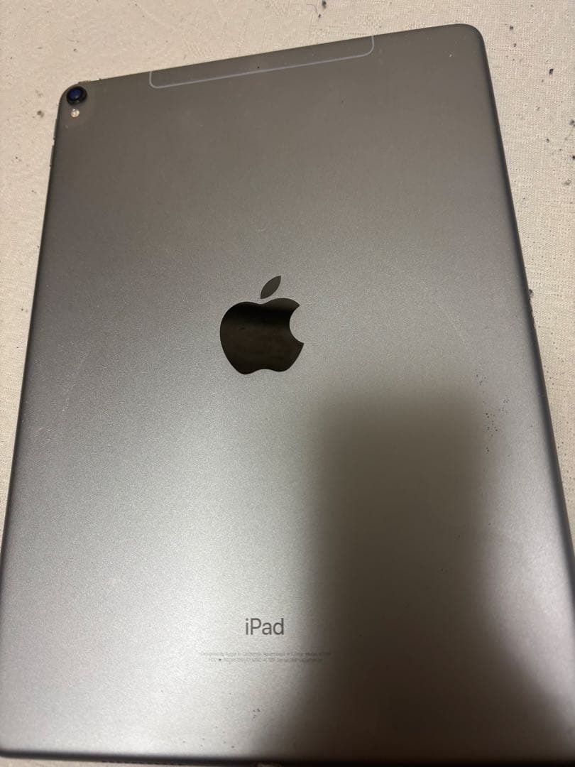 M*y様 Apple iPad Pro (10.5インチ) 256GB バッテリ