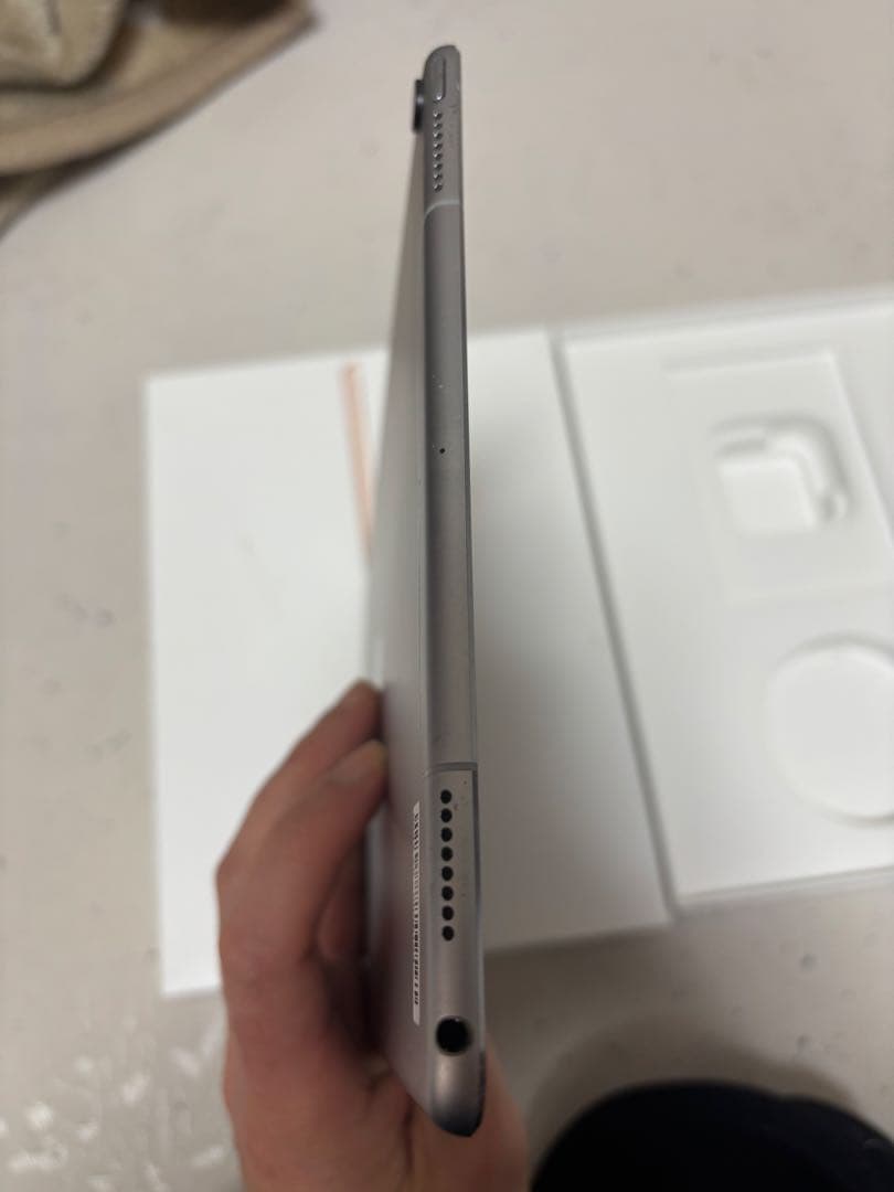 M*y様 Apple iPad Pro (10.5インチ) 256GB バッテリ