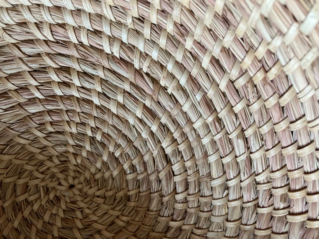 蓋付きかご　八重山民具