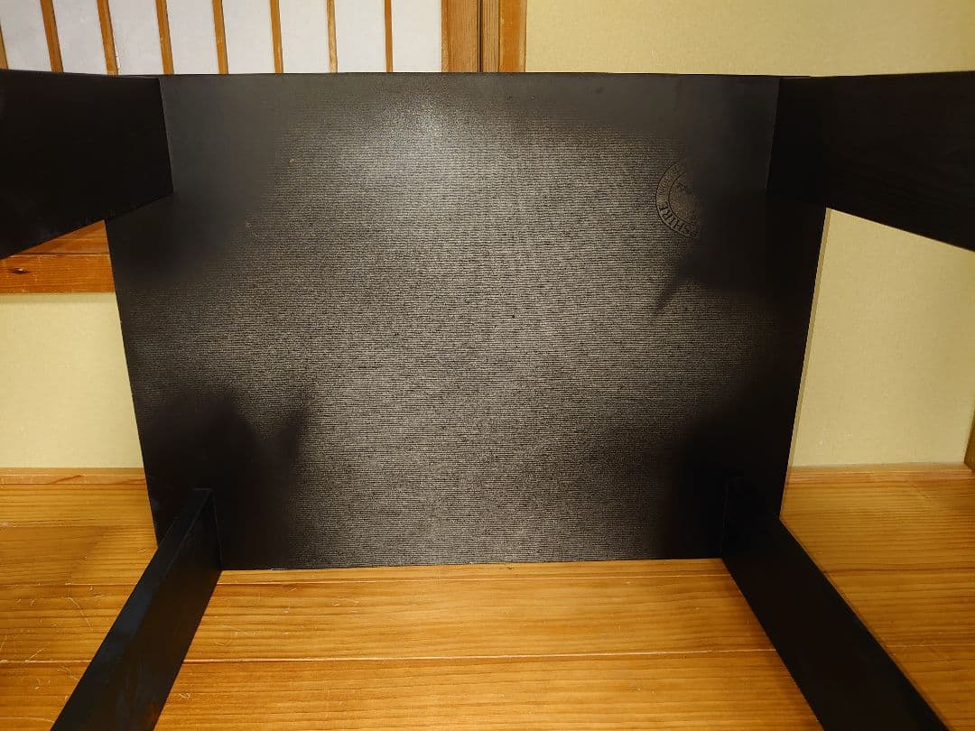 【累積146台目】１台用パチスロ実機の置き台（シンプルスタンド）★黒色に塗装済み