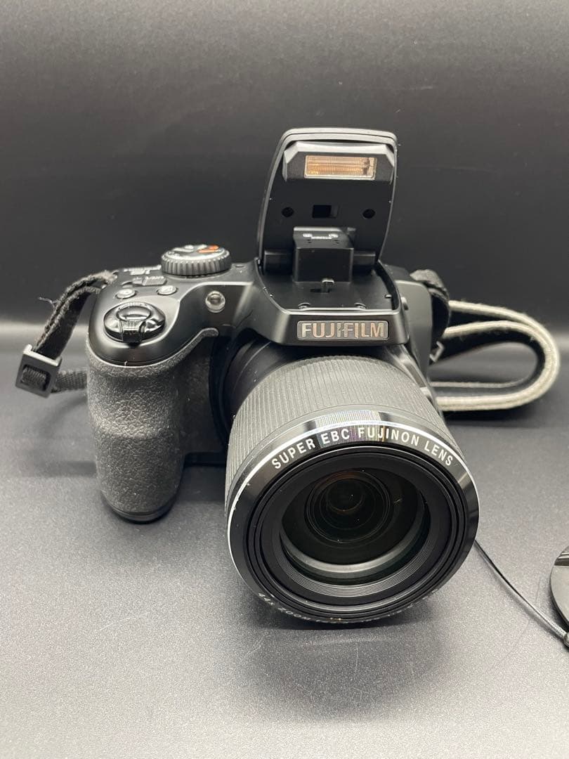 デジタルカメラ FUJIFILM FinePix S8400