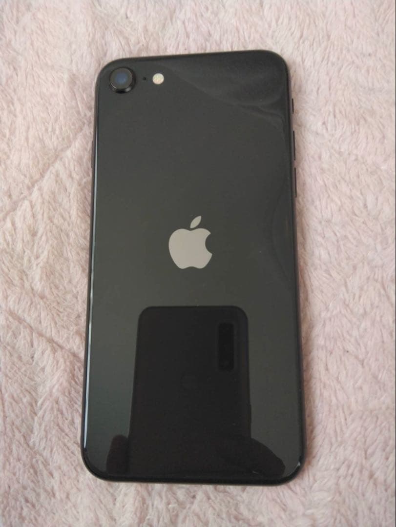 美品！Apple iPhone SE 第2世代 ブラック　64GB