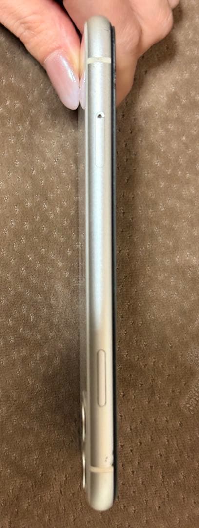 iPhone11 本体 ※保護シートついてます。液晶傷なし