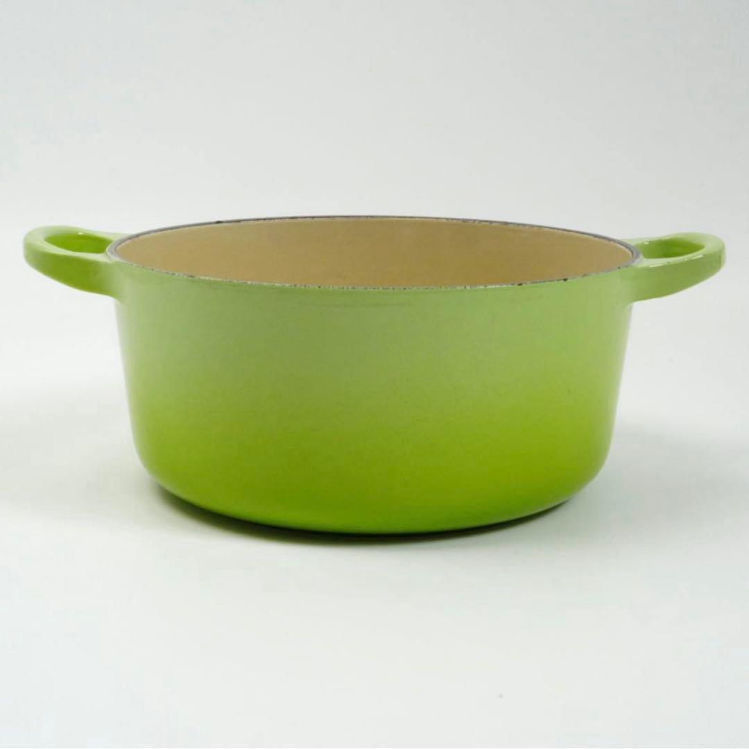 【美品】LE CREUSET　ココット ロンド フルーツグリーン　18cm