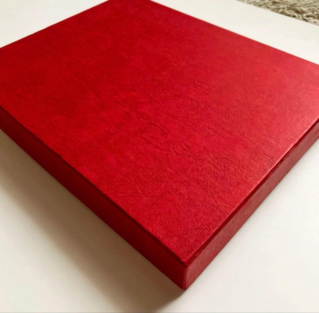 惲寿平 うん じゅへい 牡丹図 金箔絵付け 複製 木製額付き 箱あり 美品