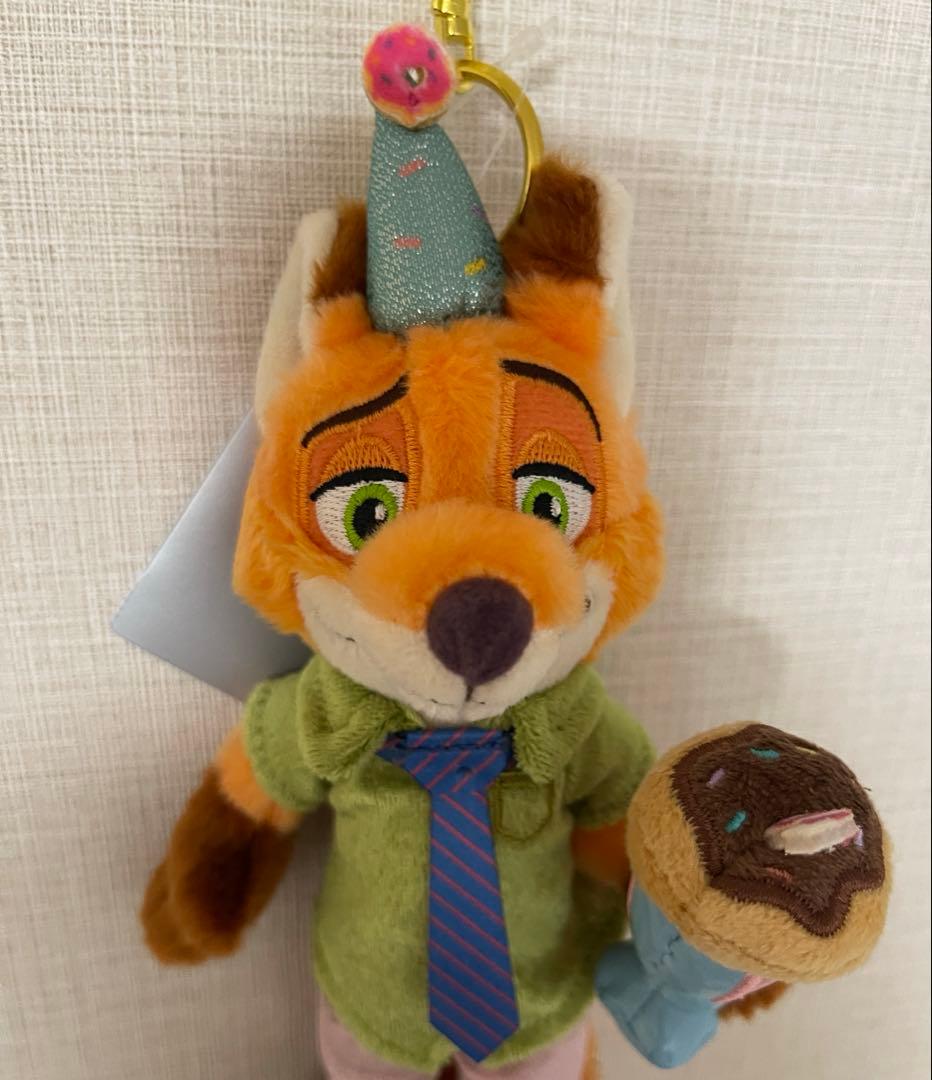 ディズニーストア ズートピアぬいぐるみキーホルダー10周年記念 ニック ジュディ