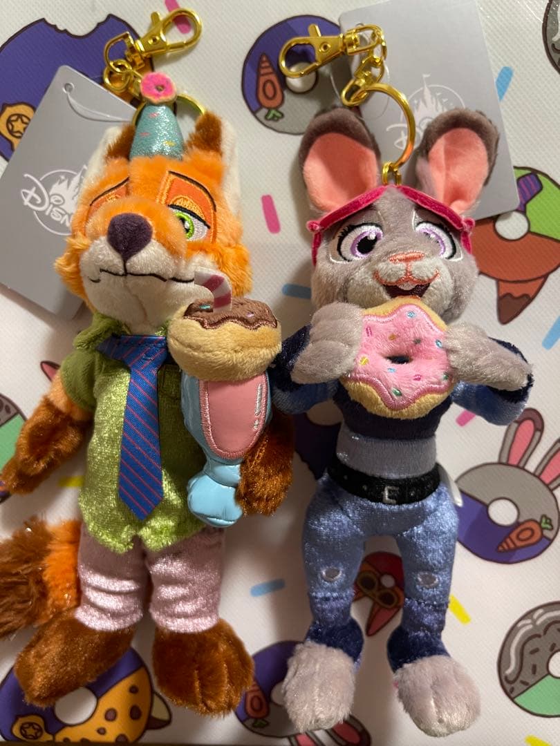 ディズニーストア ズートピアぬいぐるみキーホルダー10周年記念 ニック ジュディ