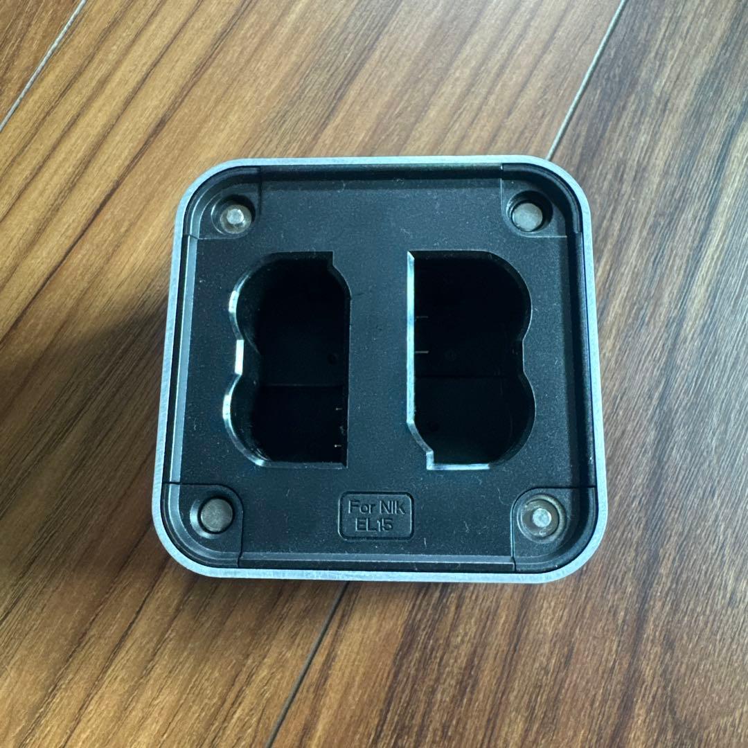 マンフロット　PROCUBE Nikon用　バッテリーチャージャー　付属品付