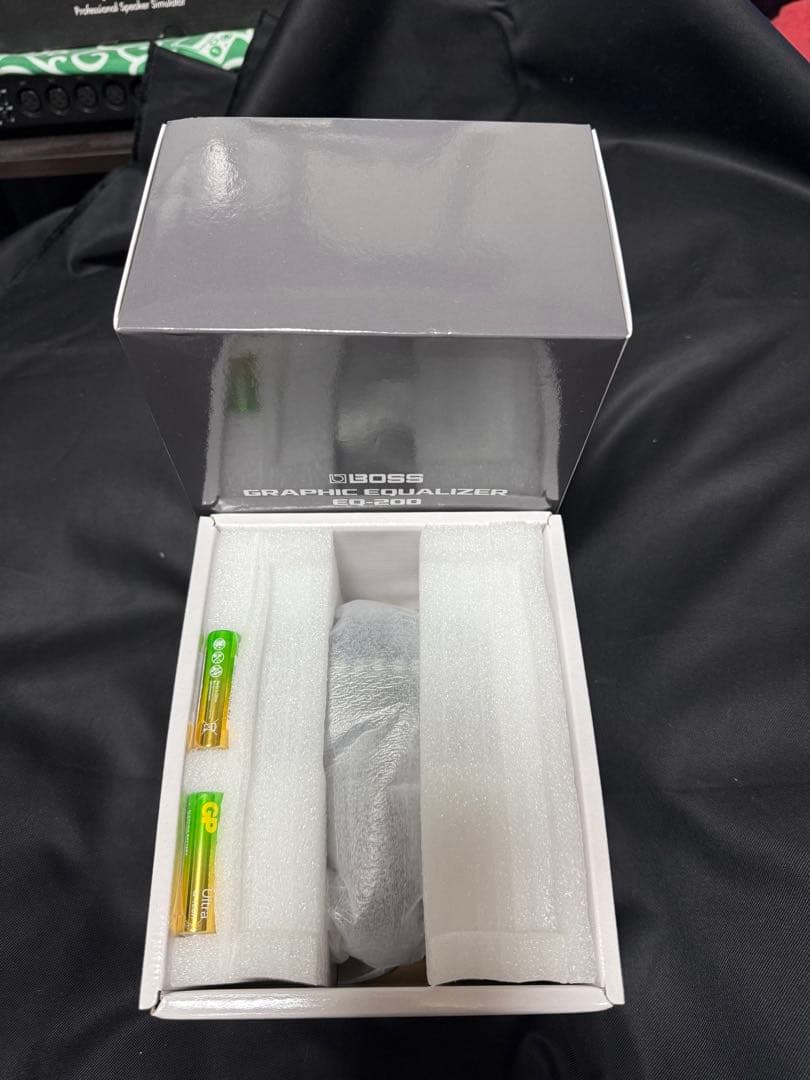BOSS EQ-200 グラフィックイコライザー