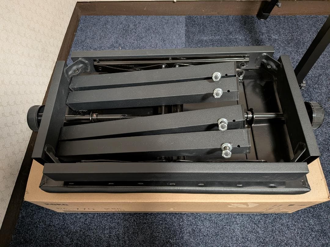 ピアノ椅子　KORG PC-770-BK