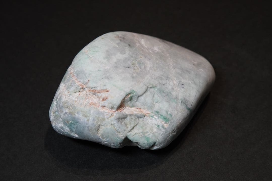 糸魚川翡翠 ヒスイ 原石 海石 347g