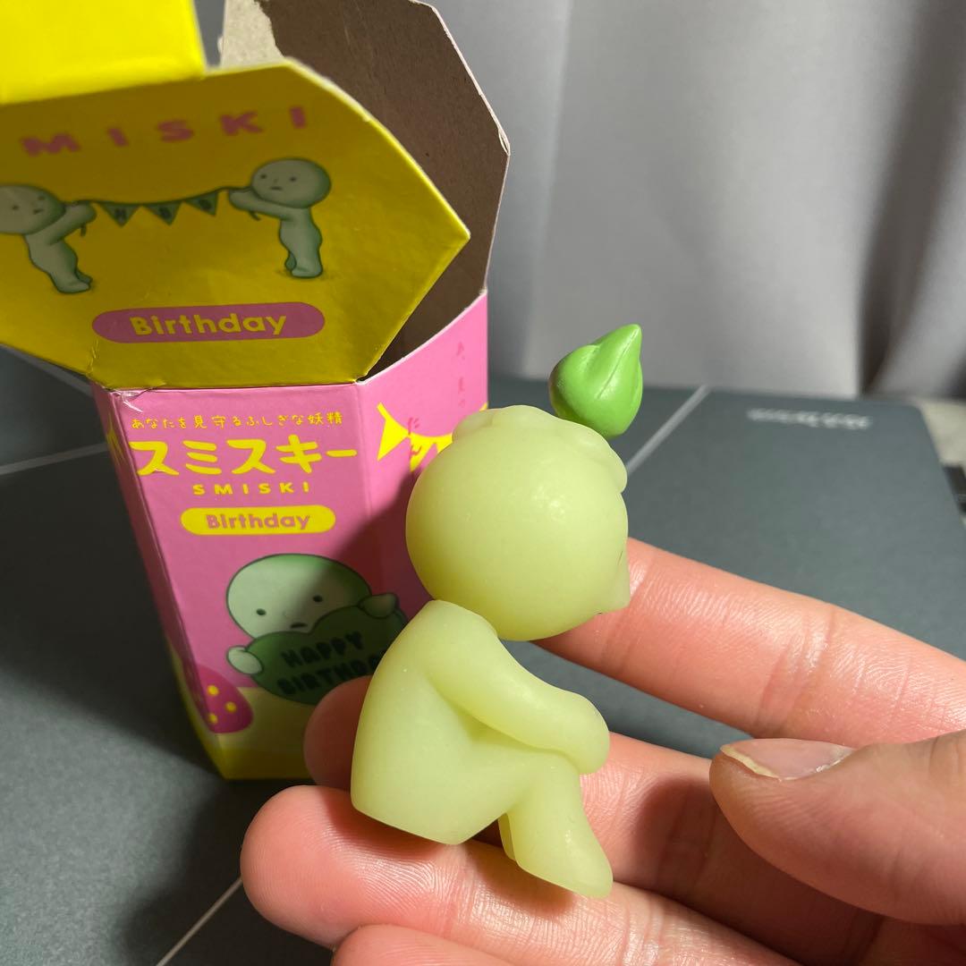 スミスキー バースデーフィギュア ライトグリーン