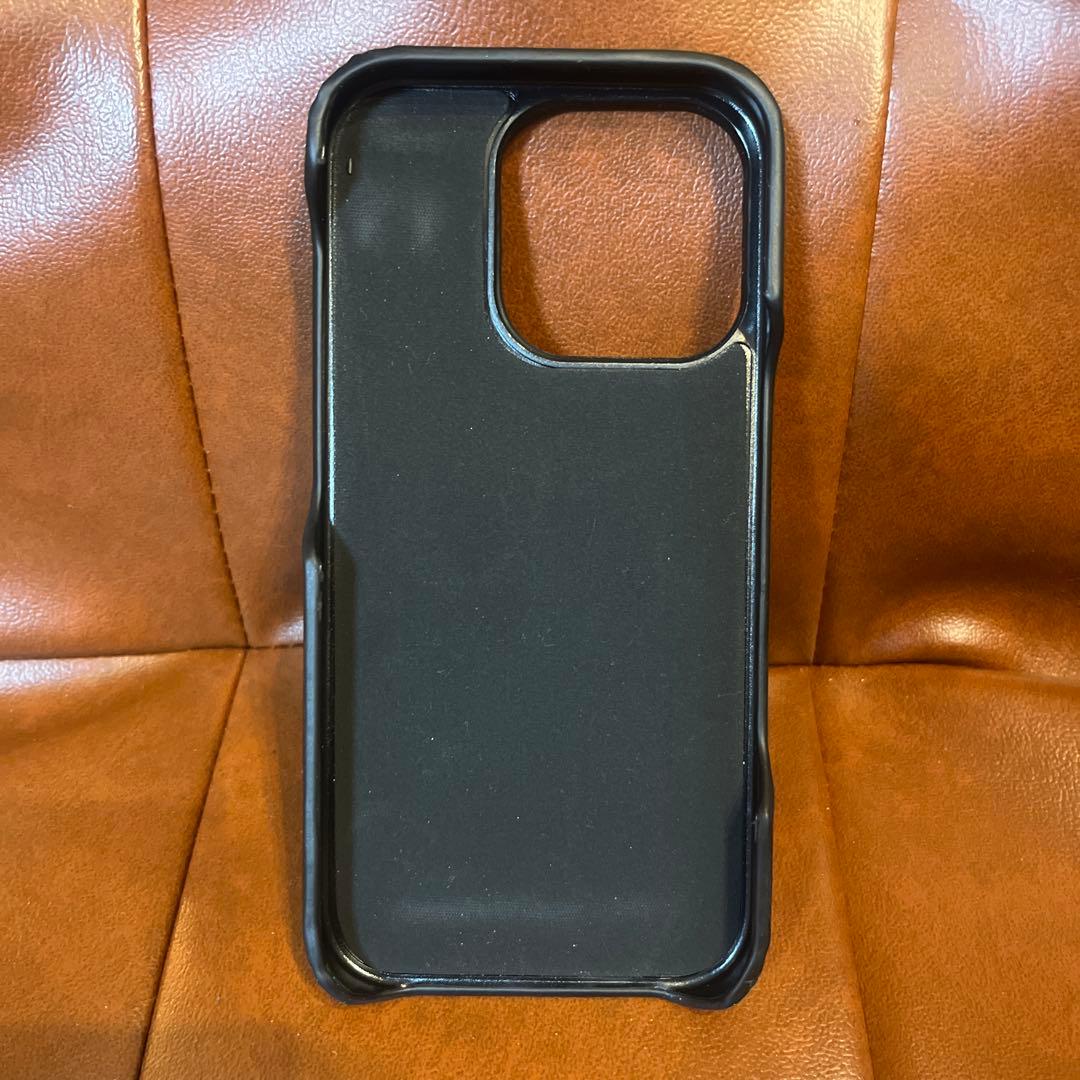iPhone 16 PROケース　Urban Sophistication