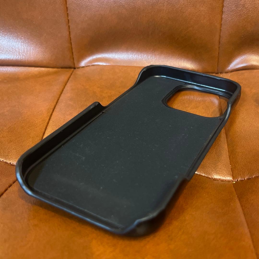 iPhone 16 PROケース　Urban Sophistication