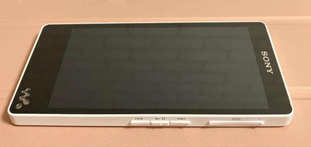 【超美品】SONY ウォークマン　NW-F885 16GB しろ　5041